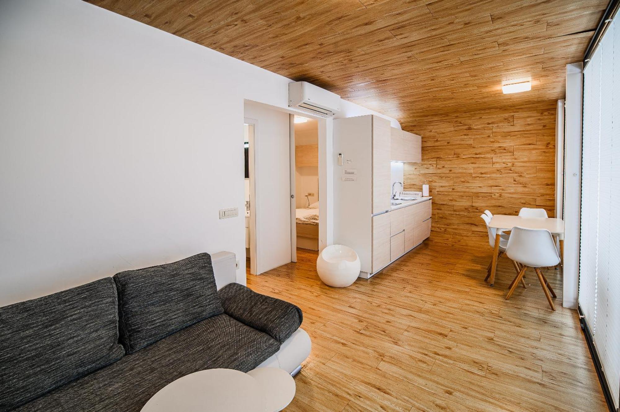 Glamping Maleric With Natural Pool Dragatuš 外观 照片